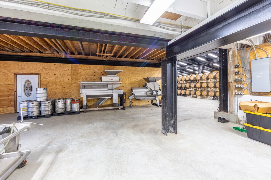 More Photos Of 27058 Mount Pleasant Rd, Columbus Winery Vineyard For Sale