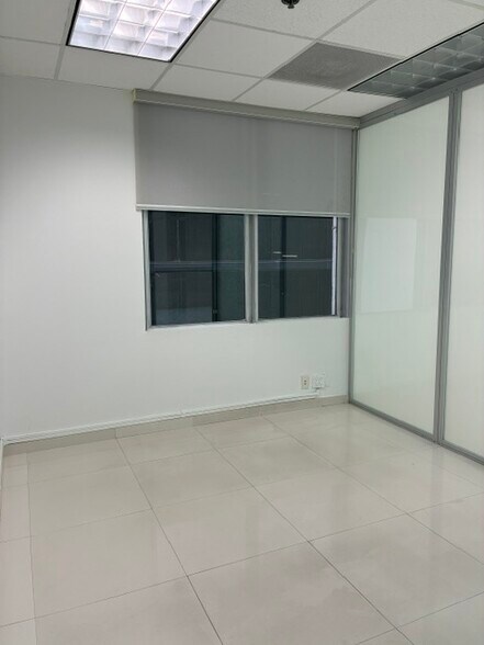 More Photos Of 1000 brickell Ave, Miami Office For Lease