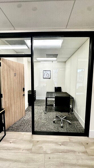 More Photos Of 600 NE 36th St, Miami Apartments For Lease