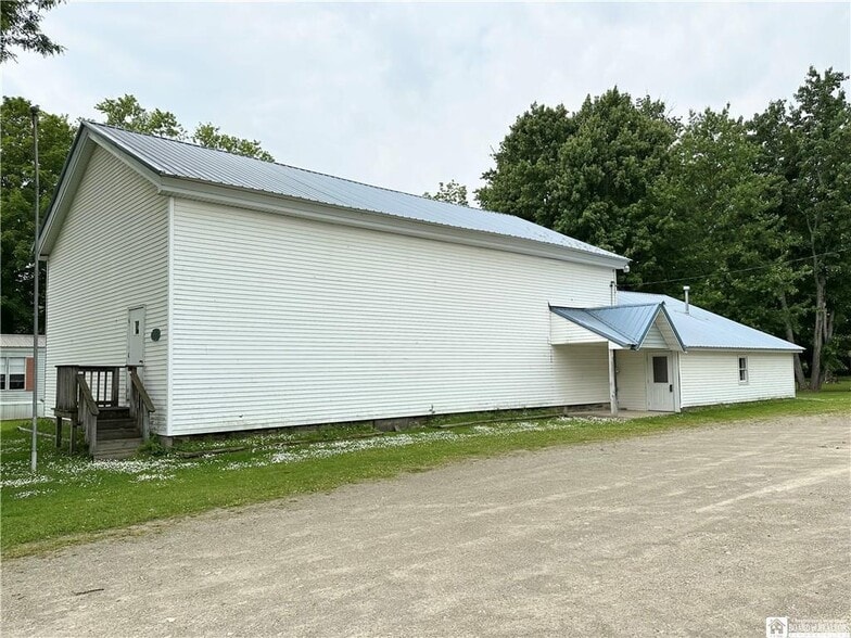 Primary Photo Of 6837 Main St, Cherry Creek Lodge Meeting Hall For Sale