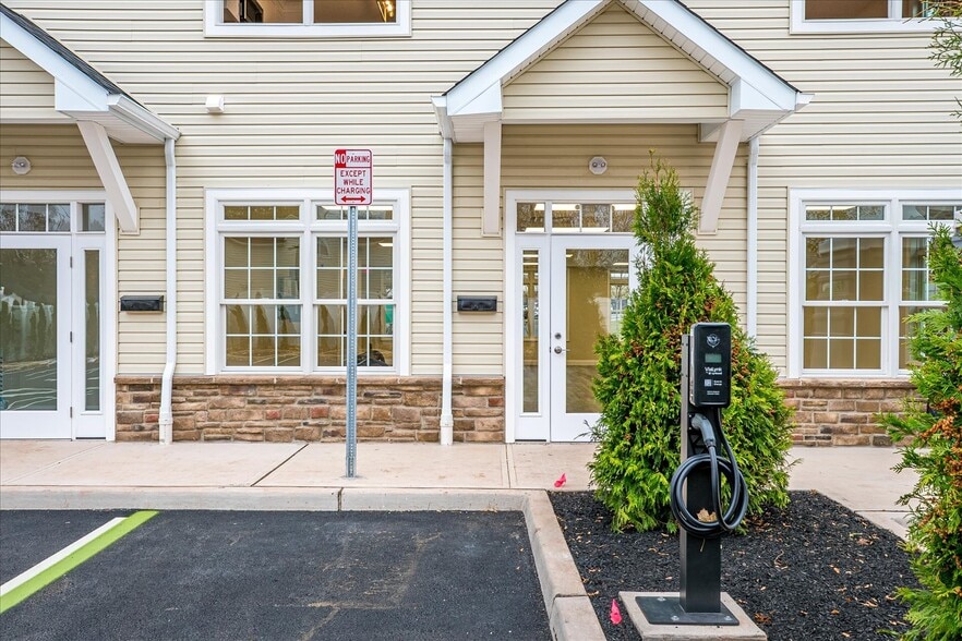 More Photos Of 1400 Hamilton Blvd, South Plainfield Office For Lease