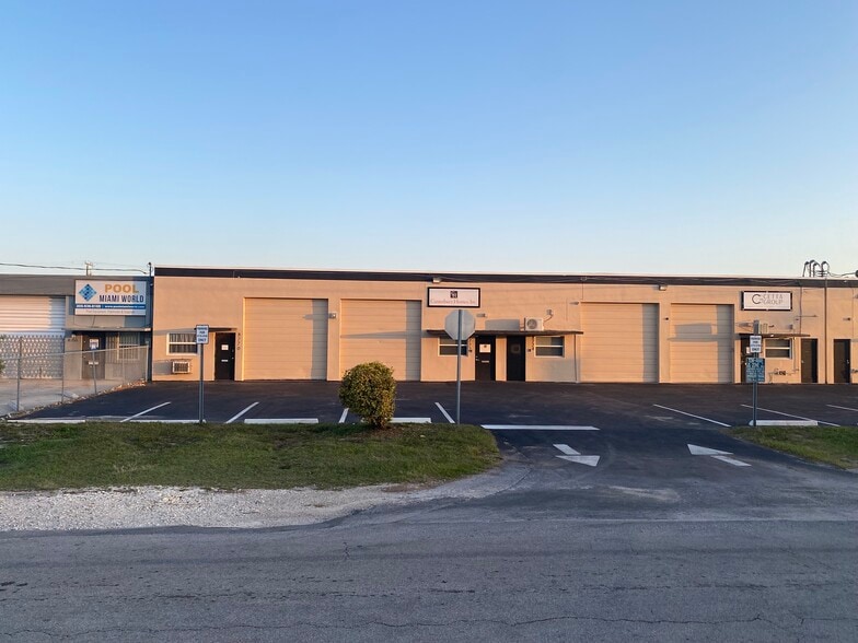 Primary Photo Of 8770-8776 SW 129th St, Miami Warehouse For Lease