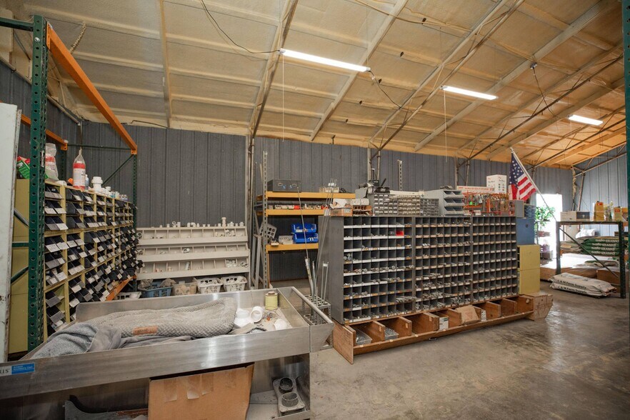 More Photos Of 9705 SE 1300th Rd, Humansville Industrial For Sale