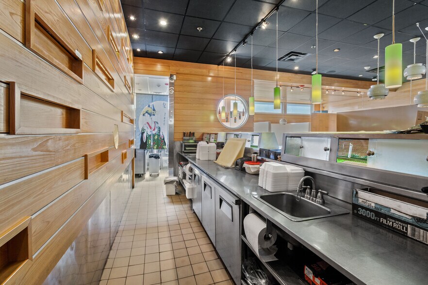 More Photos Of 102 Clinton Center Dr, Clinton Restaurant For Sale