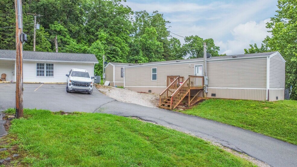 More Photos Of , Sharps Chapel Specialty For Sale