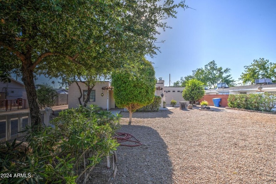 More Photos Of 2538 N 52nd St, Phoenix Multifamily For Sale