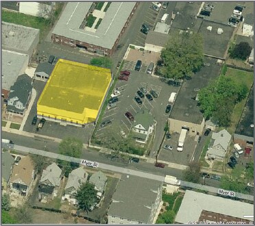 More Photos Of 134 Myer St, Hackensack Warehouse For Sale