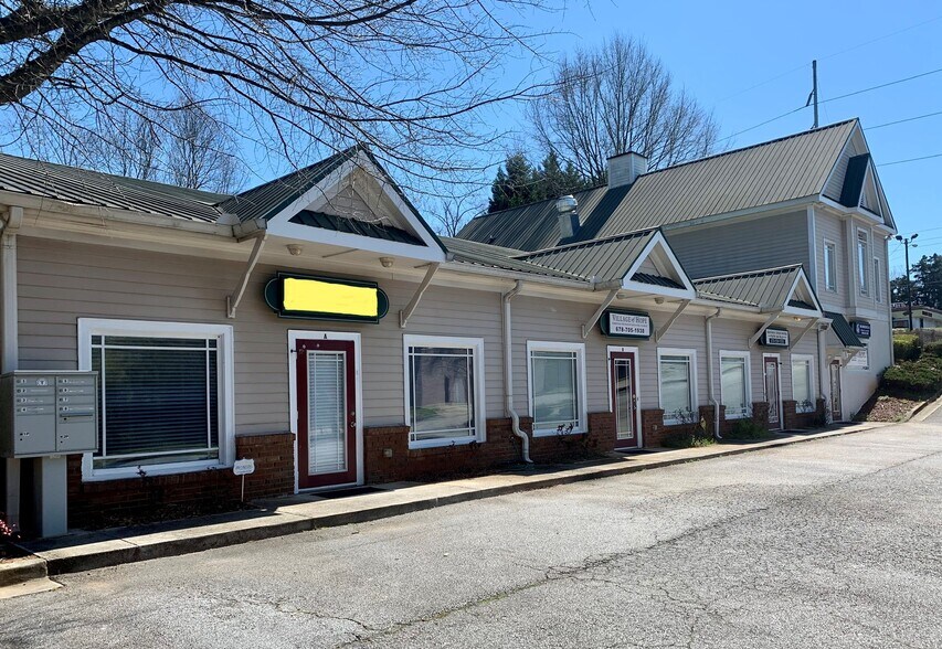 More Photos Of 4600 Rockbridge Rd, Stone Mountain Storefront Retail Office For Lease