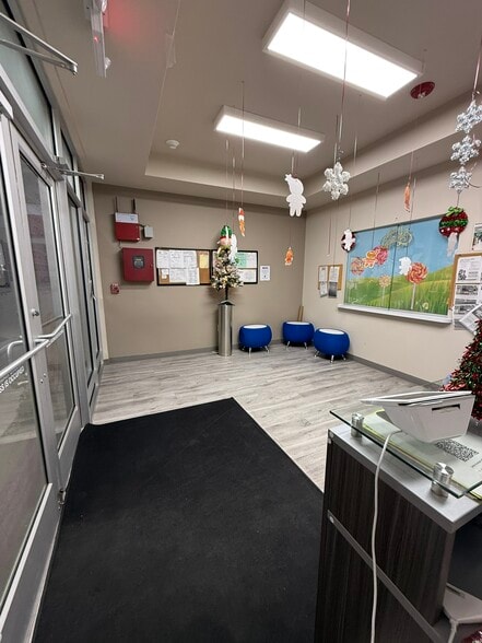 More Photos Of 1351 N Zaragoza Rd, El Paso Office For Sale