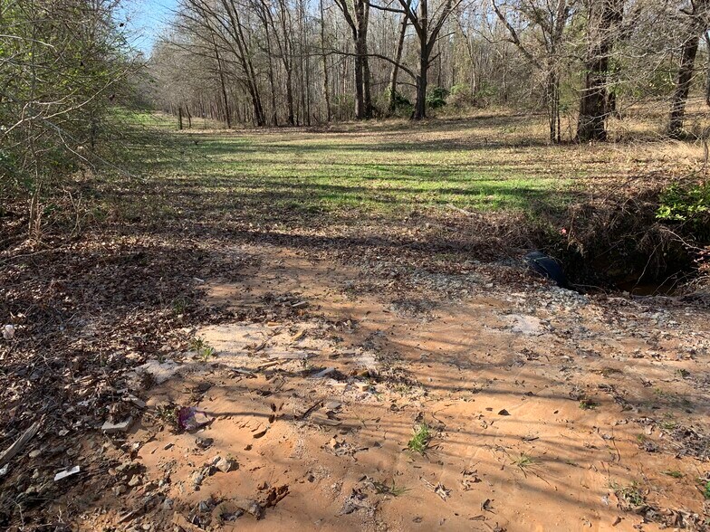 More Photos Of Interstate 20, Lindale Land For Sale