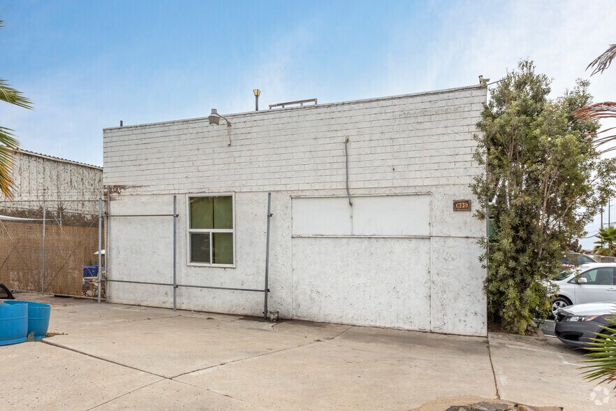 More Photos Of 895 Palomar St, Chula Vista Research And Development For Sale
