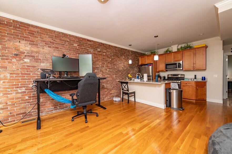 More Photos Of 11 Marney St, Cambridge Apartments For Sale