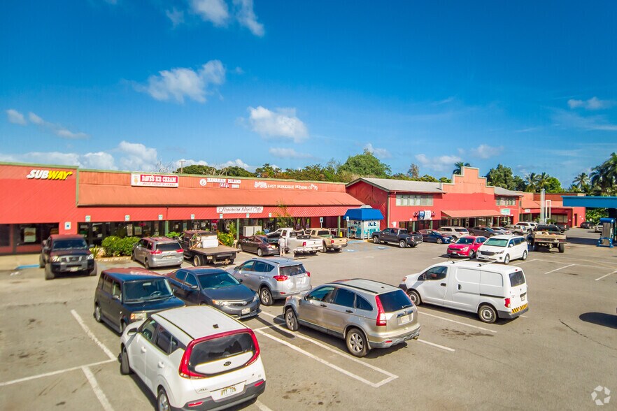 More Photos Of 41-1537 Kalanianaloe Hwy, Waimanalo General Retail For Sale