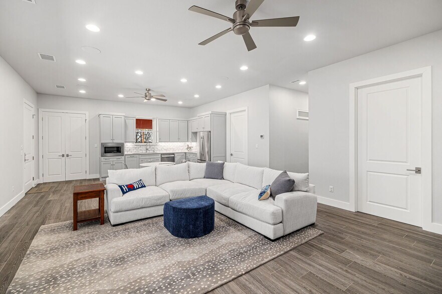 More Photos Of 21482 FM 16 W, Lindale Land For Sale