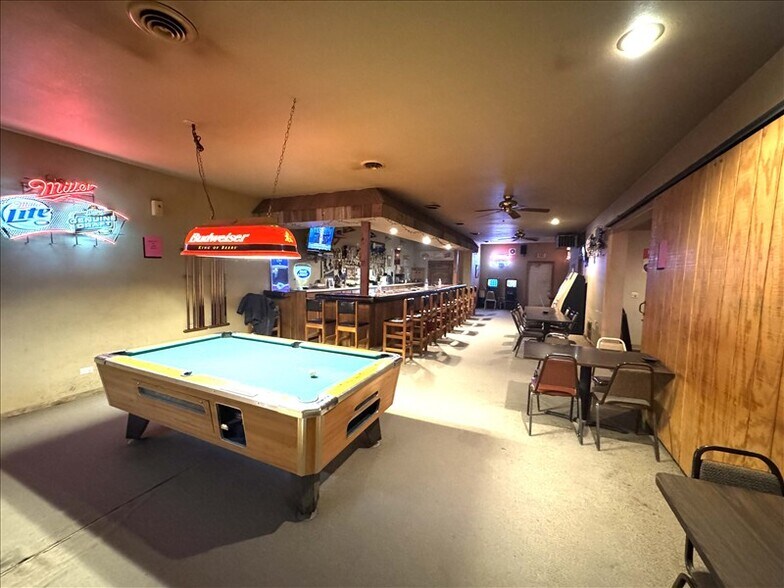 Primary Photo Of 205 N Macon St, Bevier Restaurant For Sale