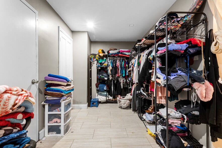 More Photos Of 121 Lembeck Ave, Jersey City Multifamily For Sale