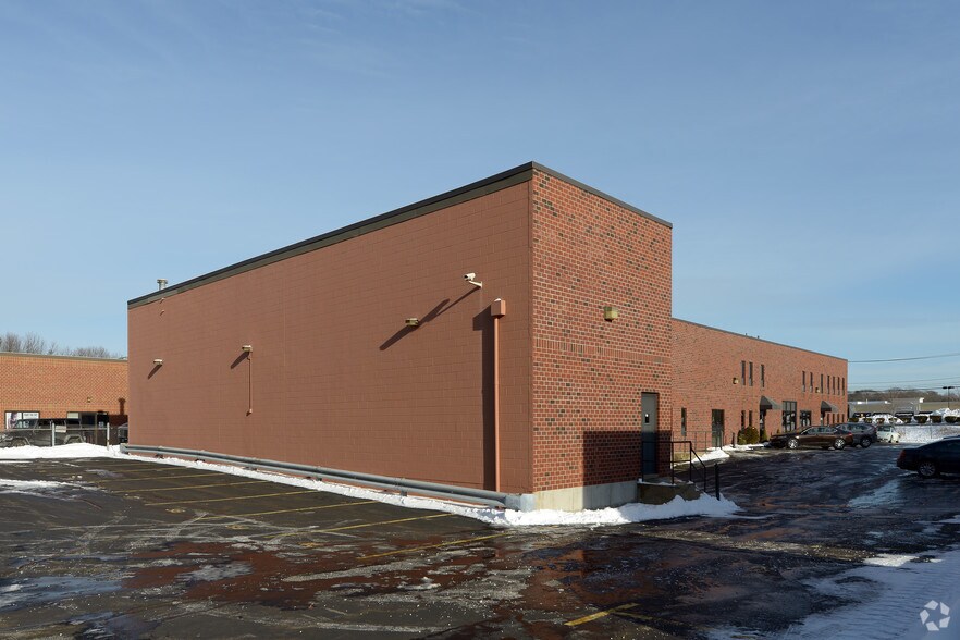 More Photos Of 150 Kerry Pl, Norwood Office For Sale