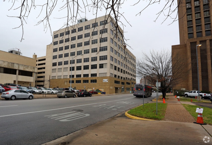 More Photos Of 1108 Lavaca St, Austin Office For Lease