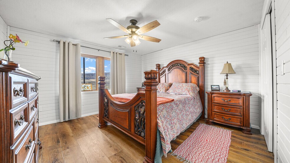 More Photos Of 41 County Road 9, Meeker Specialty For Sale