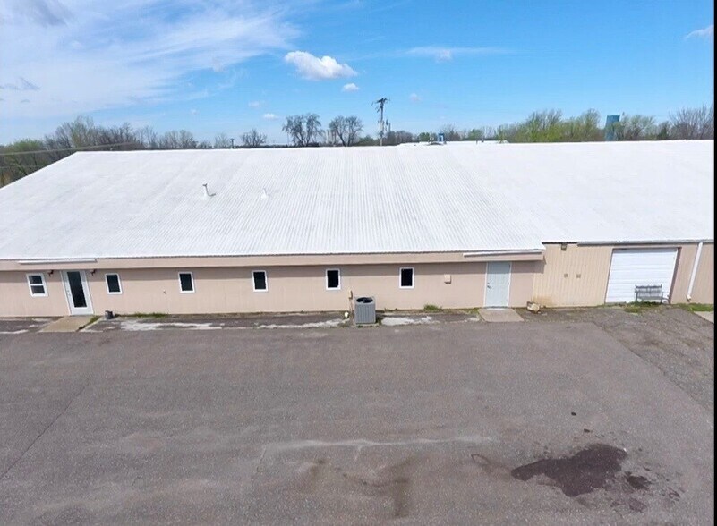 More Photos Of 1391 11th Ave SW, Forest Lake Warehouse For Sale