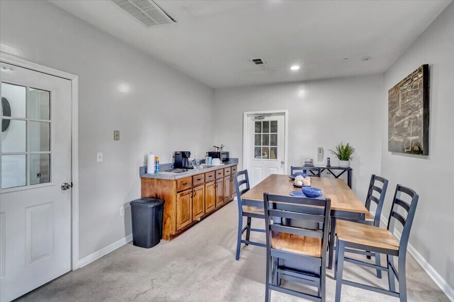 More Photos Of 438 Sardis Church Rd, Moultrie Industrial For Sale