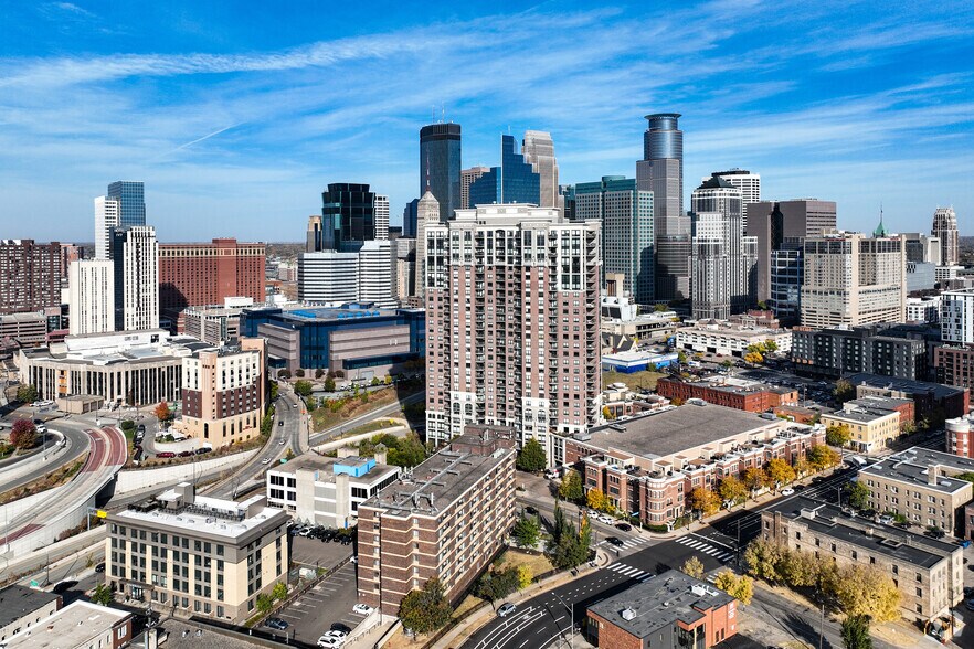 More Photos Of 515 E Grant St, Minneapolis Apartments For Sale