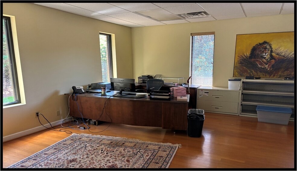 More Photos Of 2926 E Main Street Ext, Spartanburg Office For Sale