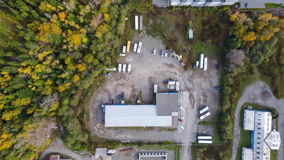 More Photos Of 5130 Park Av, Terrace Industrial For Lease