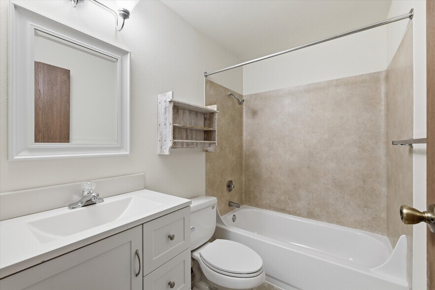 More Photos Of 3116 18th St, Everett Apartments For Sale