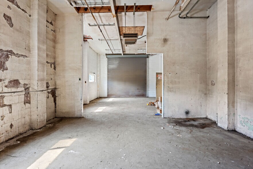 More Photos Of 934 S Main St, Willits Manufacturing For Lease