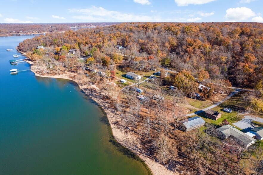 More Photos Of 53910 N Ridenour Loop, Afton Manufactured Housing Mobile Home Park For Sale