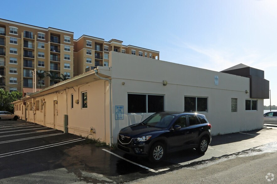 More Photos Of 1717 N Flagler Dr, West Palm Beach Medical For Sale