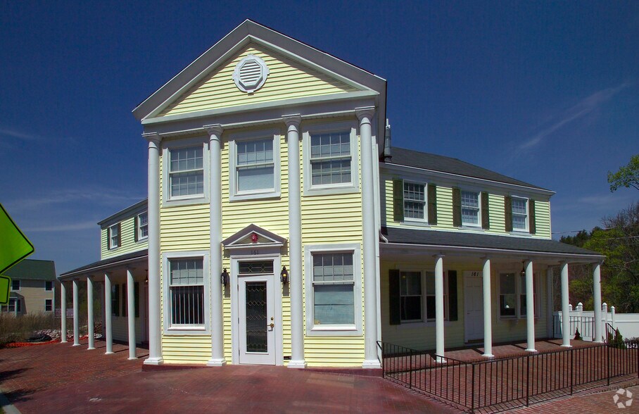 More Photos Of 161 Washington St, Walpole Office For Lease