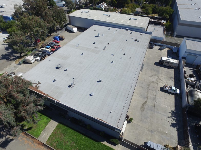 More Photos Of 23000 Connecticut St, Hayward Warehouse For Sale