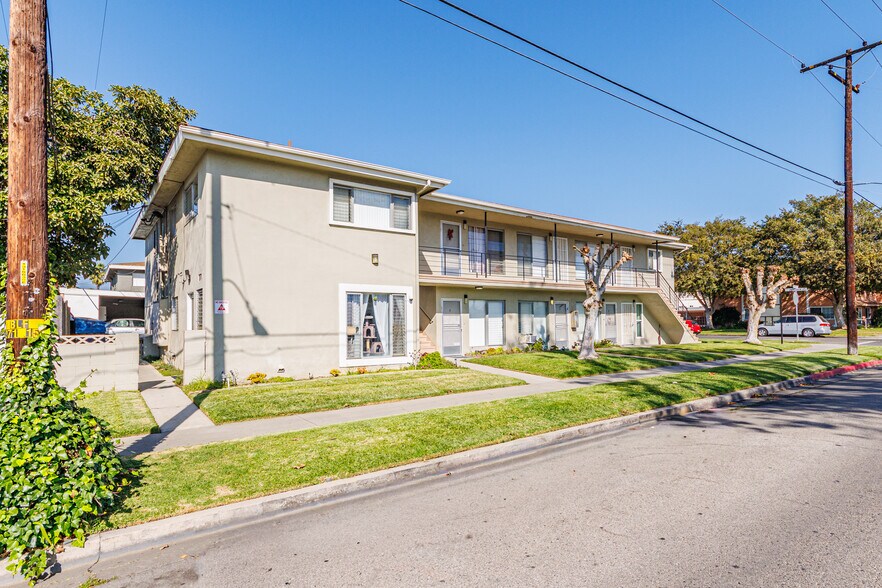 More Photos Of 12221 Peacock Ct, Garden Grove Apartments For Sale