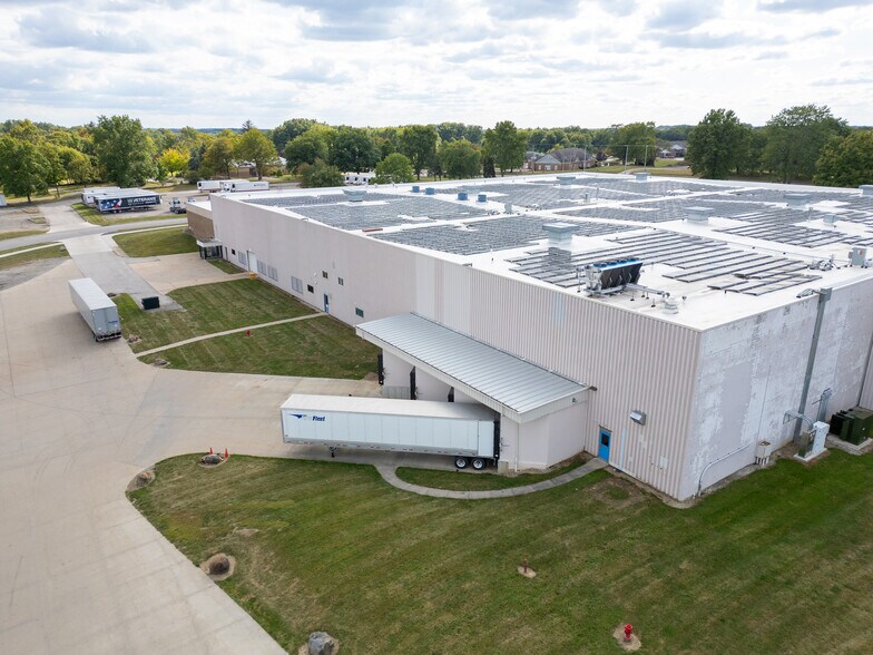 More Photos Of 6800 N Chestnut St, Ravenna Warehouse For Sale