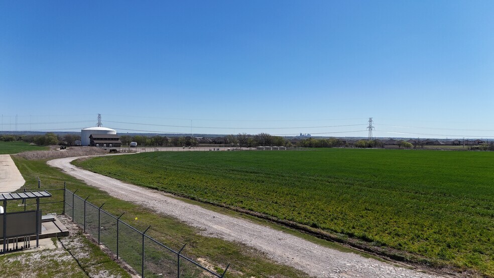 More Photos Of Hwy 360, Grand Prairie Land For Sale