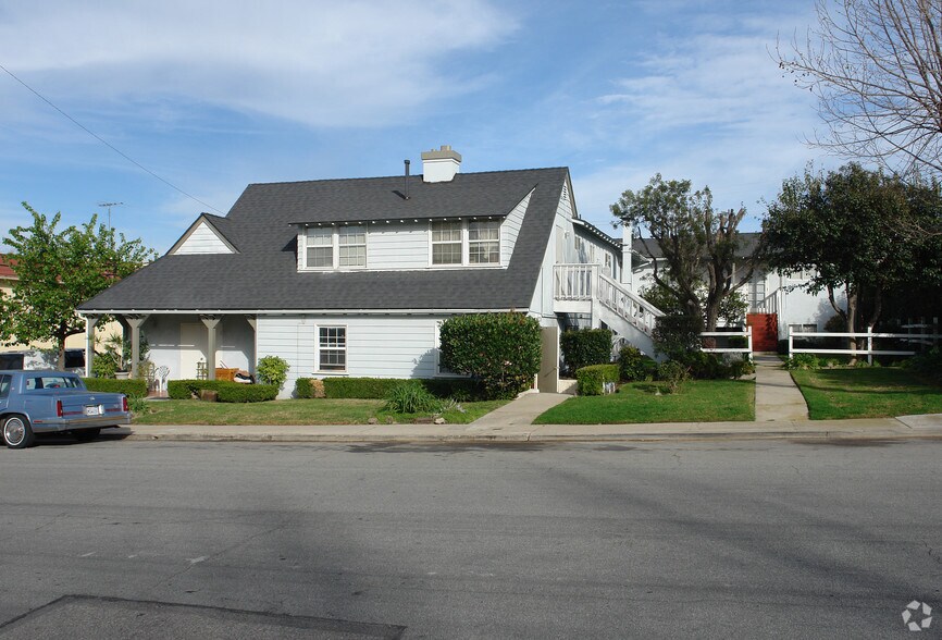 Primary Photo Of 50 Oak St, Camarillo Rehabilitation Center For Sale