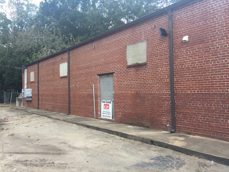 More Photos Of 2765-2767 E College Ave, Decatur Freestanding For Lease