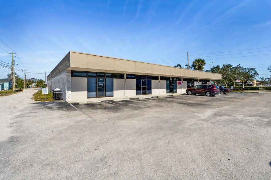 More Photos Of 2345 14th Ave, Vero Beach Medical For Sale