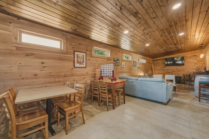 More Photos Of 2317 GA-382, Ellijay Winery Vineyard For Sale