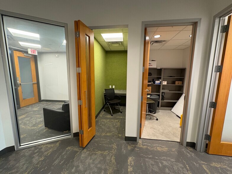 More Photos Of 1330 Win Hentschel Blvd, West Lafayette Office For Lease