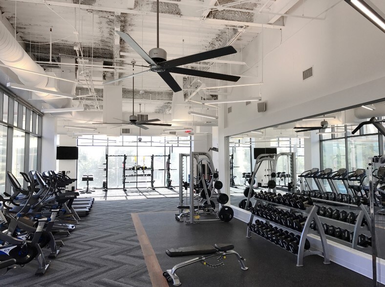 More Photos Of 3102 Oak Lawn Ave, Dallas Office For Lease