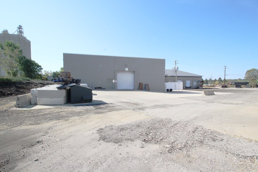 More Photos Of 1550 Spruce St, Wooster Industrial For Sale