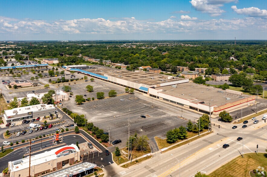 Primary Photo Of 4200-4400 Lincoln Hwy, Matteson Unknown For Lease