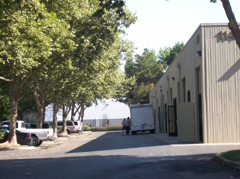 More Photos Of 11440 Sunrise Gold Cir, Rancho Cordova Unknown For Lease