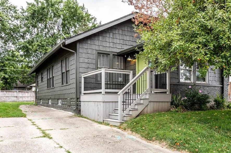 Primary Photo Of 5308 Winthrop Ave, Indianapolis Office For Sale