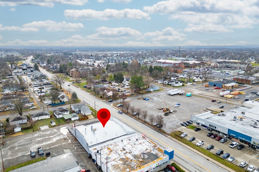 More Photos Of 1441 Central Ave, Columbus Auto Repair For Lease