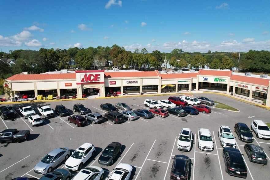 More Photos Of 442-510 S Hunt Club Blvd, Apopka Unknown For Lease