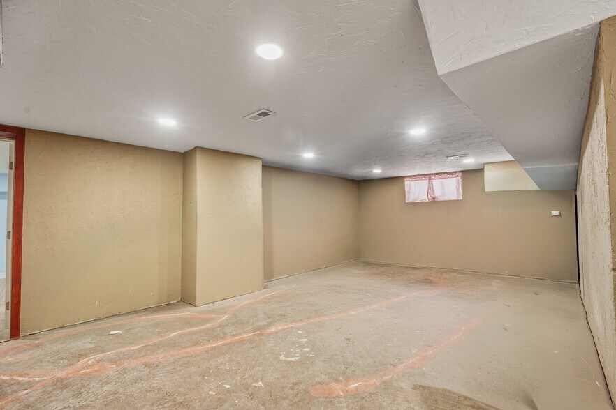 More Photos Of 6600 Federal Blvd, Denver Freestanding For Lease